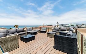 Fantastic Mission Beach Condo Steps To The Beach